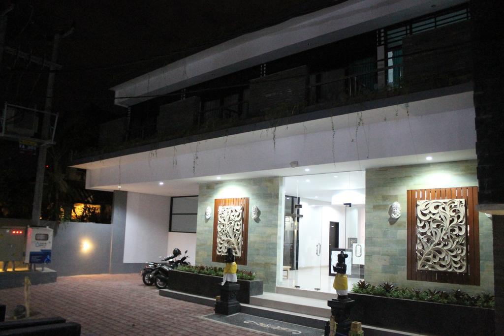 Rabasta Mahayana Kuta Hotel Bali Exteriér fotografie